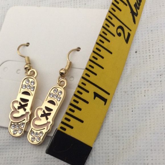 Elegant 4 Gold and Purple Earrings NWOT - Picture 3 of 6